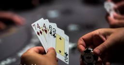 Facebook(脸谱网)开发玩德州扑克的AI 每小时能赢1000美元