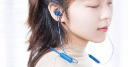 听听经典的歌曲,对自身的修养也有提高